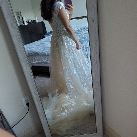 Wedding dress size 4 - Picture 3 of 4